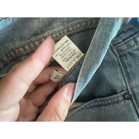 Rag and Bone jeans distressed size 24 boyfriend light wash - Picture 3 of 6